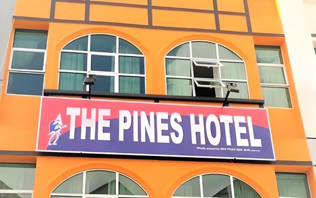 The Pines Hotel Kampung Kuala Terla Екстериор снимка